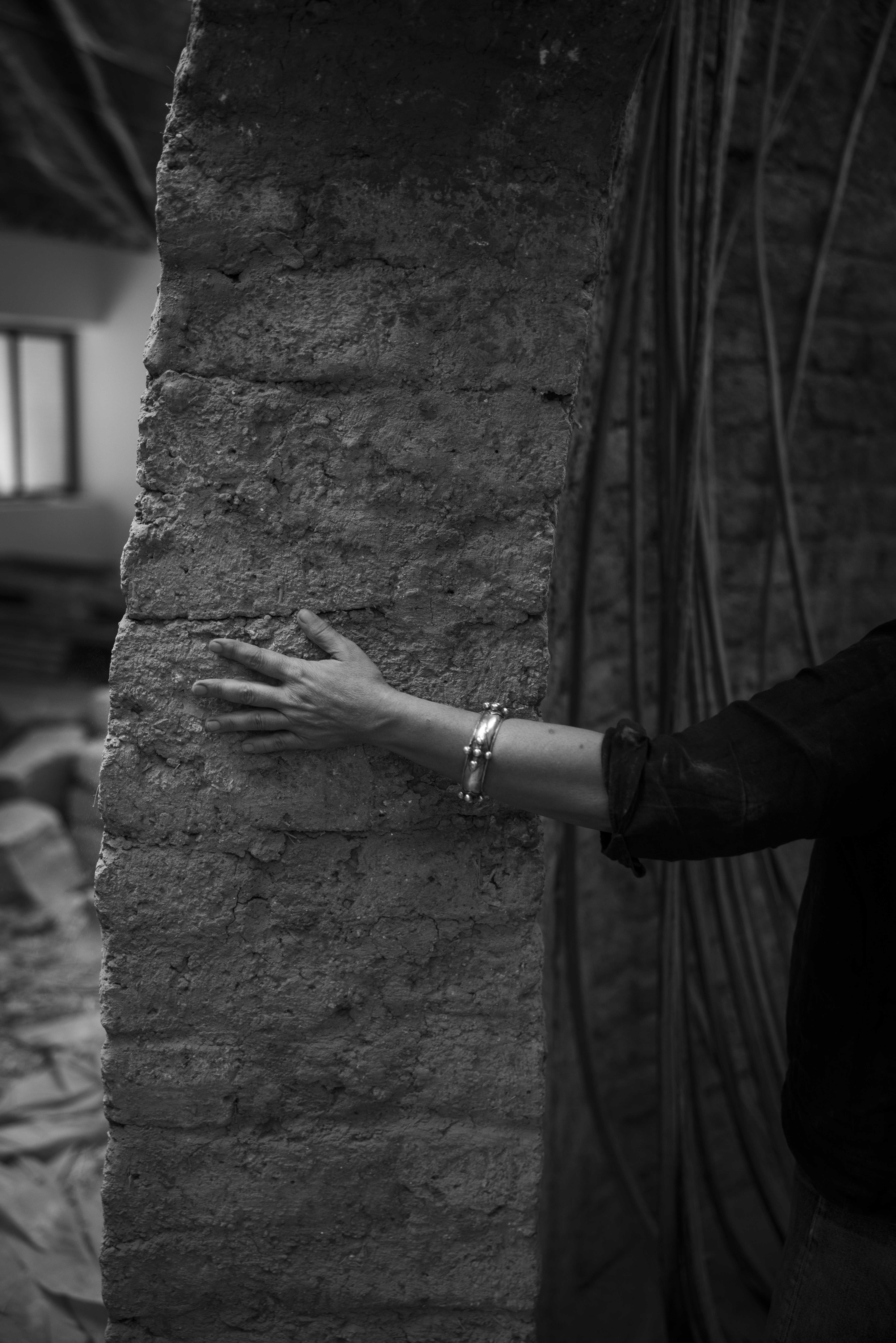 Dans les bras de la terre